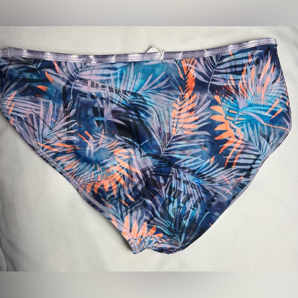 Athleta reversible bikini. - Picture 11 of 12